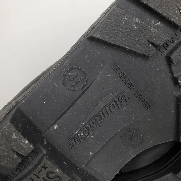 Blundstone 558 Black Chelsea Boots - Picture 5 of 5